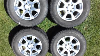  6x114.3 lyukosztású 7JJ 16" használt alufelni Nissan Navara Pathfinder
