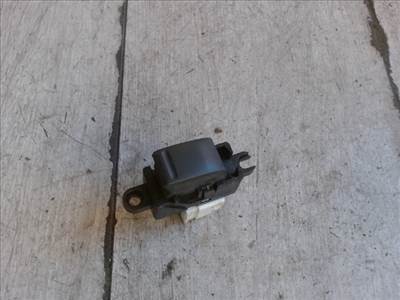 NISSAN ALMERA 03- Jobb első ablakemelő kapcsoló