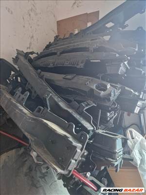 Kia Hátsó lökhárító merevítők 86630r2000 86630j7301