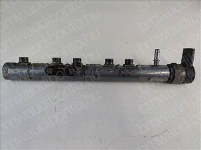 BMW 1 (E81) 118 d N47 Közösnyomócső (7801656, 13537801656, 13537809127)