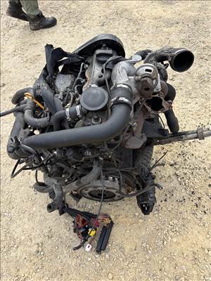 Volkswagen Passat B5, Audi A4 (B5 - 8D) 1.9 tdi komplett motor 1Z