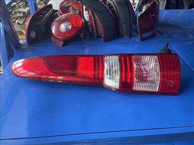 Fiat Panda II Bal hátsó lámpa 