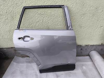 Toyota RAV4 (XA50) Jobb hátsó Ajtó