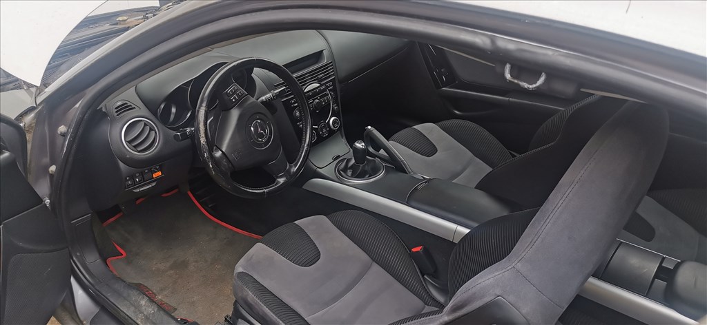 Mazda RX-8 bontásra egyben eladó 3. kép