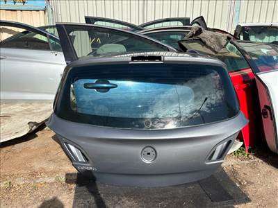  OPEL CORSA E Csomagtérajtó (Részeivel)