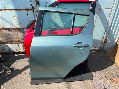  SUZUKI SWIFT IV (FZ, NZ) Bal hátsó Ajtó (Részeivel