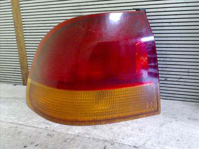 HONDA CIVIC 96-99 Bal külső hátsó lámpa