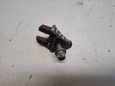 Peugeot 5008  porlasztó leszorító