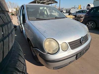 Volkswagen Polo IV Jobb első Gumikéder *162451*