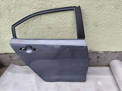 Toyota Corolla (E210) Jobb hátsó Ajtó