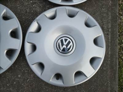 Volkswagen 15-ös gyári dísztárcsa 