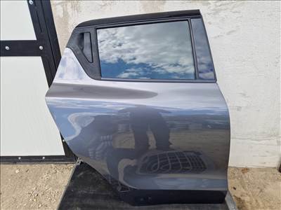 SUZUKI SWIFT V (AZ) jobb hátsó ajtó 