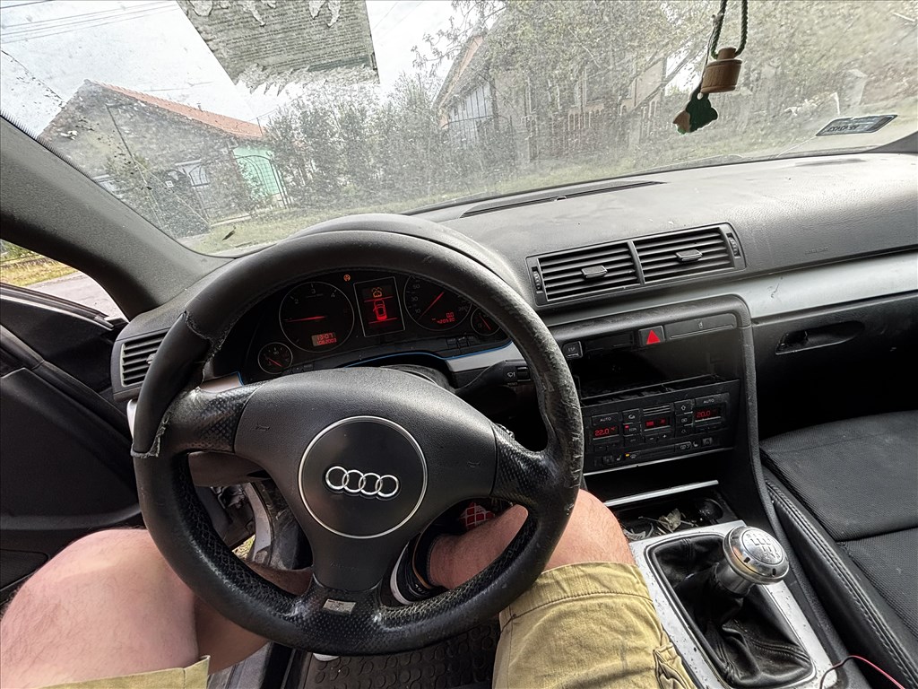 Audi A4 (B6/B7) (B6/B7) bontott alkatrészei 7. kép