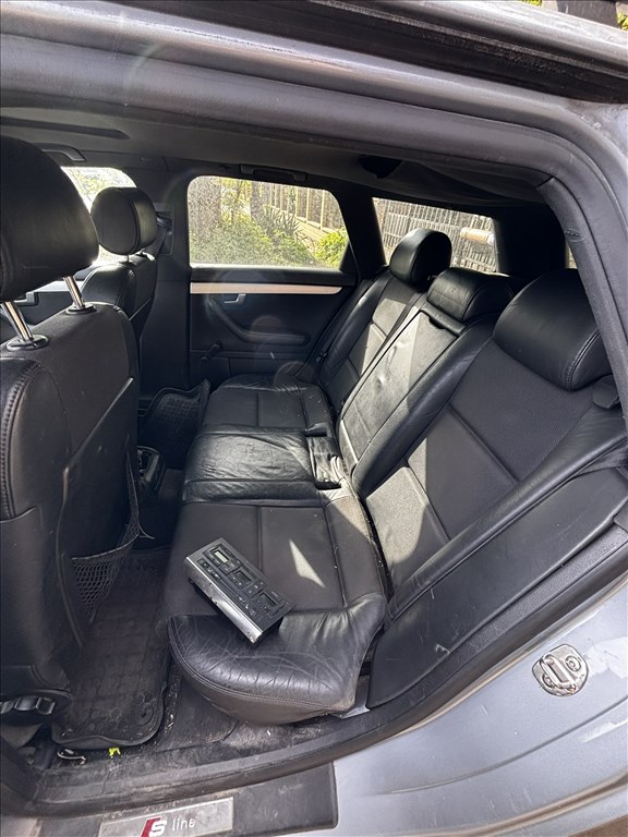 Audi A4 (B6/B7) (B6/B7) bontott alkatrészei 12. kép