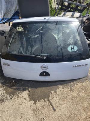 Opel Corsa C Csomagtérajto
