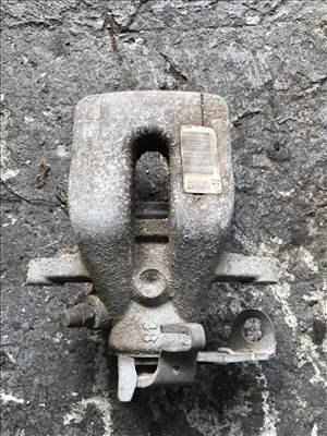 Opel Crossland X jobb hátsó féknyereg 