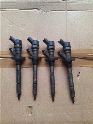 Citroën C5 I Eladó 2.2 HDI 4HX porlasztó szett 