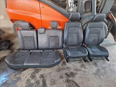 SUZUKI VITARA (LY) bőr ülésgarnitúra 
