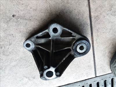 Ford Focus Mk3 váltótartó konzol 