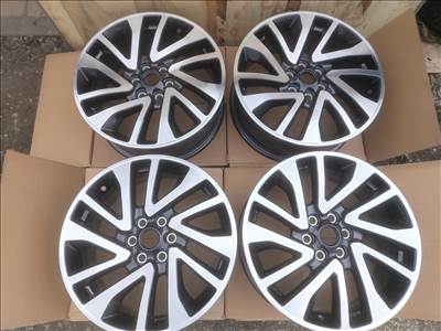 Nissan Navara NP300 2014-2022 18" új (gyári felni) alufelni