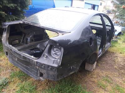 Volkswagen Passat B6 sedan üres karosszéria 