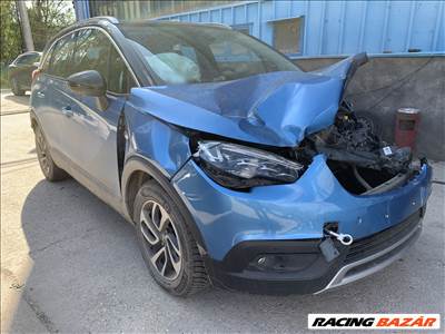 Opel Crossland bontott alkatrészei
