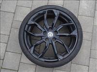 VW Seat Audi Skoda 19" 5x112 ET50 fekete alufelni 235/35R19 nyárigumi DOT21