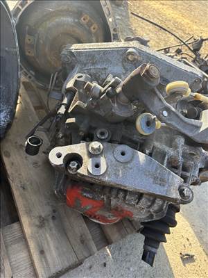 Opel Astra H, Opel Meriva A, Opel Vectra C, Opel Zafira B M32 manuális váltó 