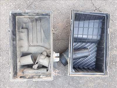 Volkswagen Passat B3 1.8 RP levegőszűrőház  357129607