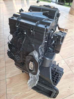 Nissan Micra K13 fűtésbox 