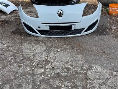 RENAULT TWINGO II (CN0_) Első Lökhárító (Részeivel