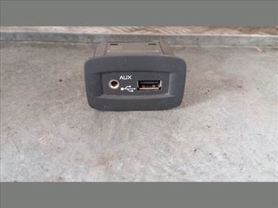 Renault Scénic III USB Aljzat *153473* 280230006r