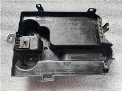 Suzuki Ignis III akkumulátor tartó 72521-62R10