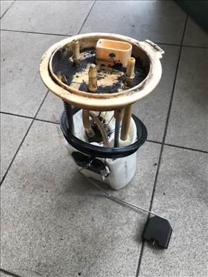 Volkswagen Passat B7 2.0CR CFFB AC pumpa 3AA919050B