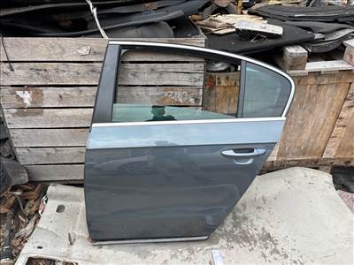  VW PASSAT (362) Bal hátsó Ajtó (Részeivel)