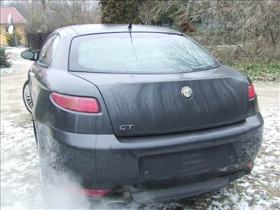 Alfa Romeo GT 2.0 JTS Csomagtér ajtó 