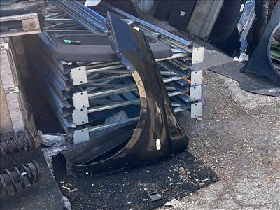  KIA CARNIVAL / GRAND CARNIVAL III (VQ) Bal első Sárvédő