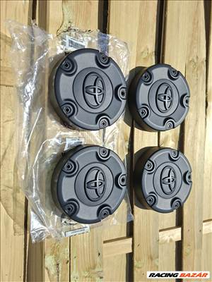 Toyota dísztárcsa közép 9836104480xt 9837935677