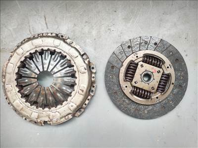 Hyundai ix20 1.6 CRDi kuplung szett 1878634166 3082634066
