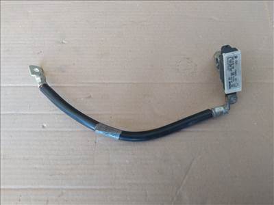 Audi A4 B8 akksi kábel eladó! 8k0915181