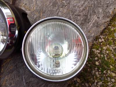 HONDA CB 250N MKP.-RÓL :GYÁRI ELSŐFÉNYSZÓRÓ ELADÓ