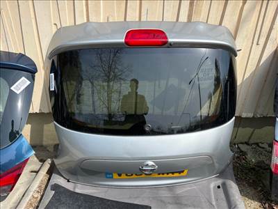 NISSAN JUKE (F15) Csomagtérajtó (Részeivel)