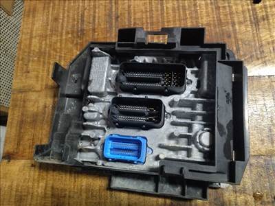 Opel Astra J / Meriva B / Zafira C 1.6 CDTI motorvezérlő 55484738