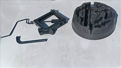 emelő , autó emelő , rombusz emelő 13162851 13162852