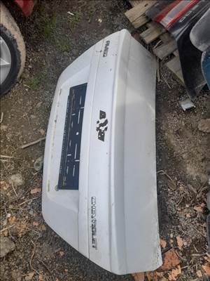 Chevrolet aveo csomagtér ajtó