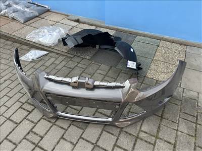 Ford Focus Mk3 lökhárító 