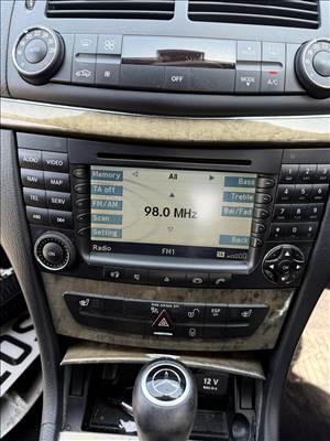 Mercedes E-osztály W211 fejegység 