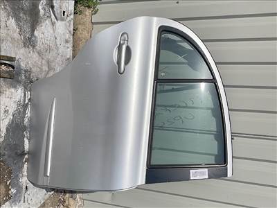  NISSAN MICRA IV (K13) Jobb hátsó Ajtó (Részeivel)