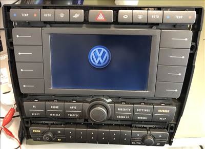 VW Phaeton RNS 810 gyári CD rádió navi fejegység