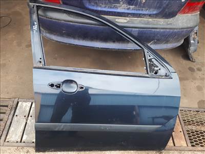 Ford Focus Mk1 , 5 ajtós jobb első üres ajtó ( színkód nincs )